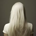 7 priežastys kodėl slenka plaukai